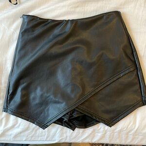 SHEIN pleather skort